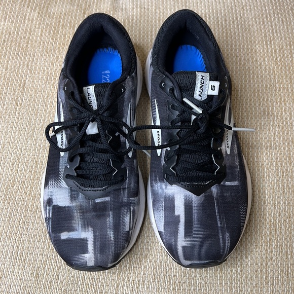 WOMENS BROOKS LAUNCH 6 RUNNING SHOES SIZE 7 - Picture 3 of 8